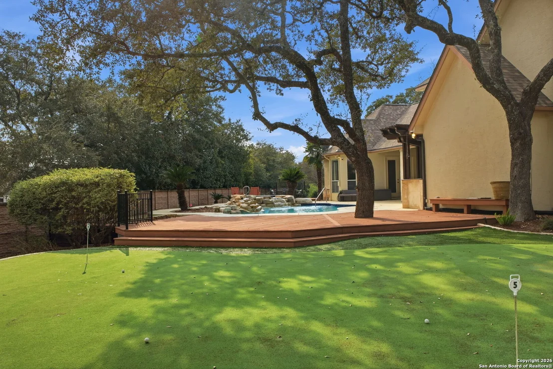 Photo of 9610 Trophy Oaks