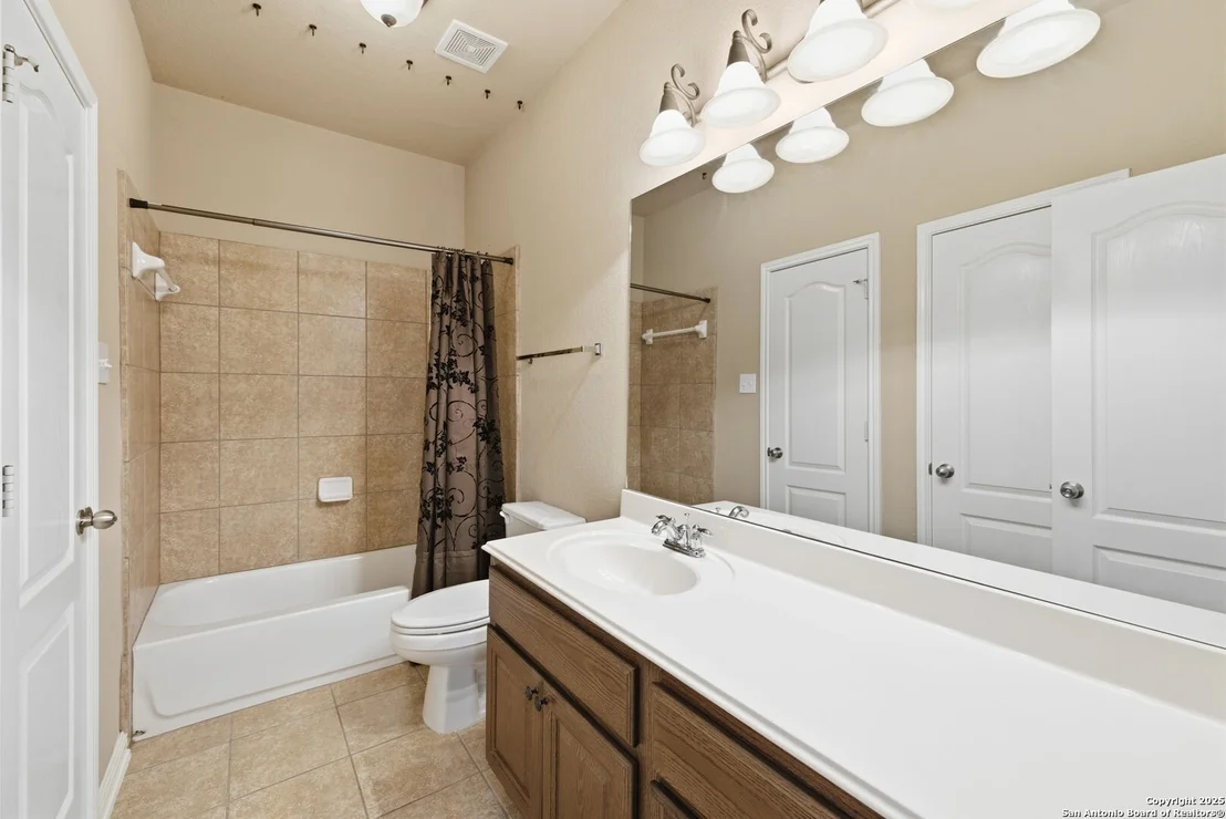 Photo of 2106 Laurel Pt