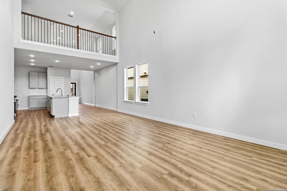 Photo of 5926 Willow Point Blvd