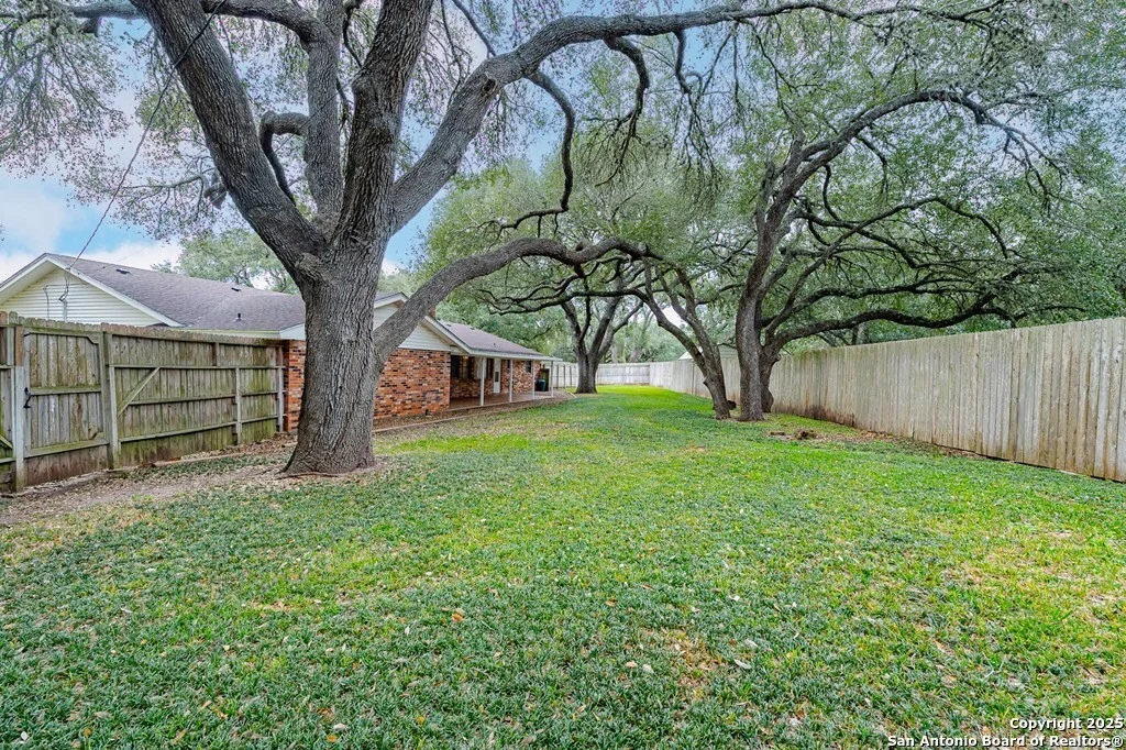 Photo of 23 Encino Loma