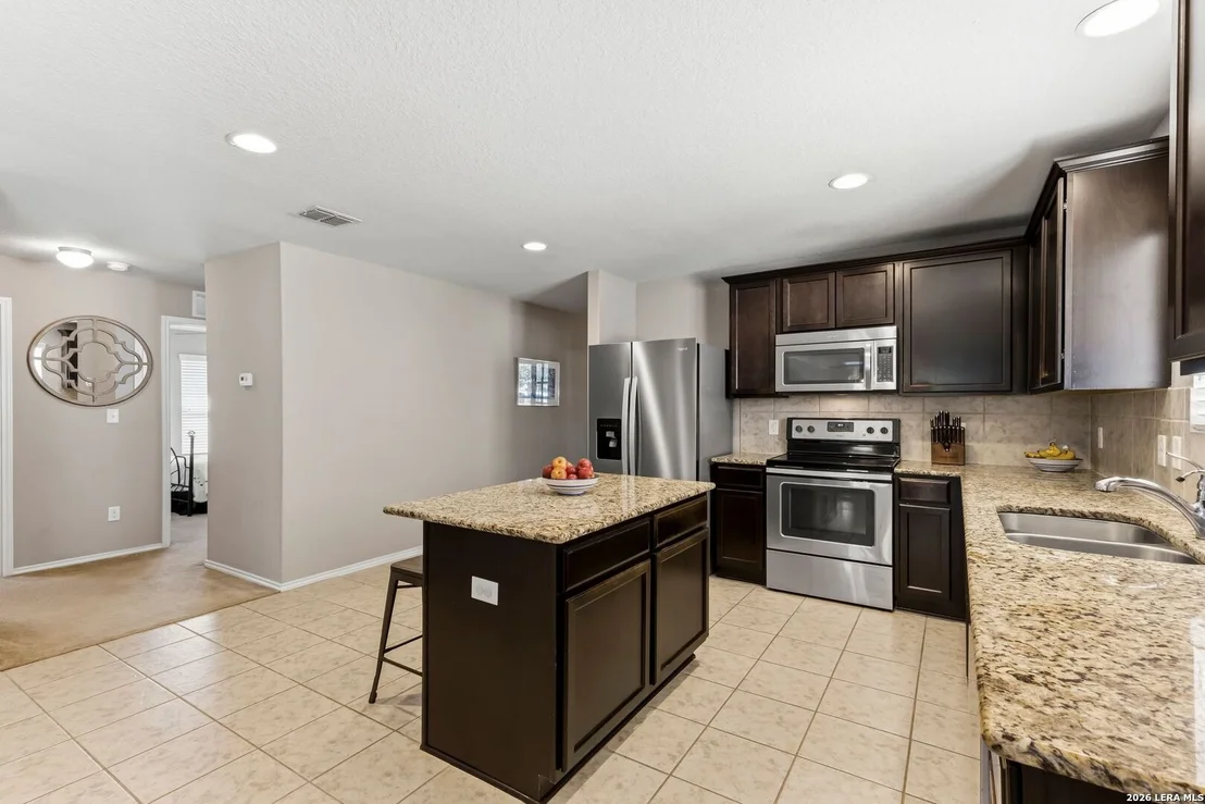 Photo of 24266 Invitation Oak