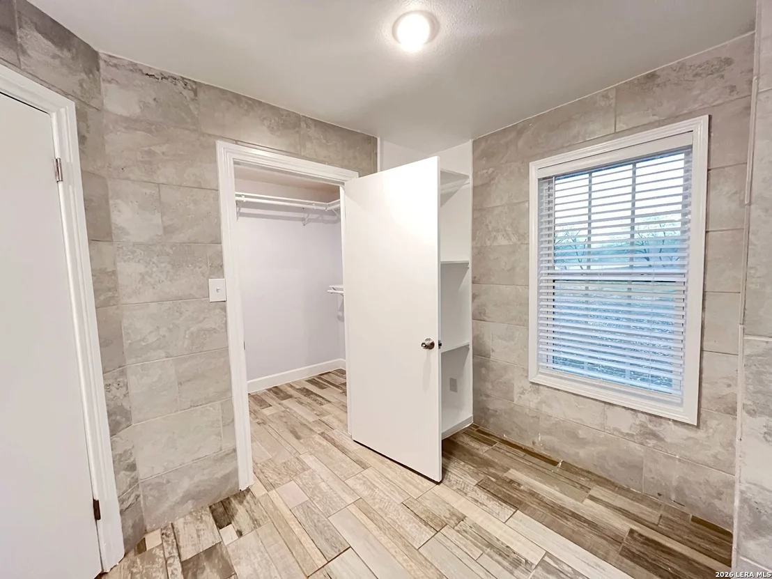 Photo of 12335 Shepherd