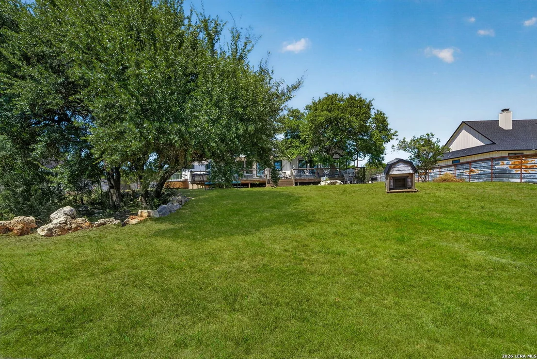 Photo of 335 SADDLE MOUNTAIN DR