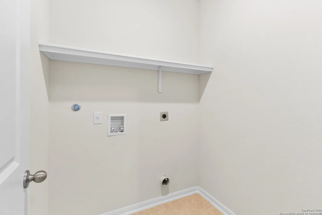 Photo of 8904 Portobello Way