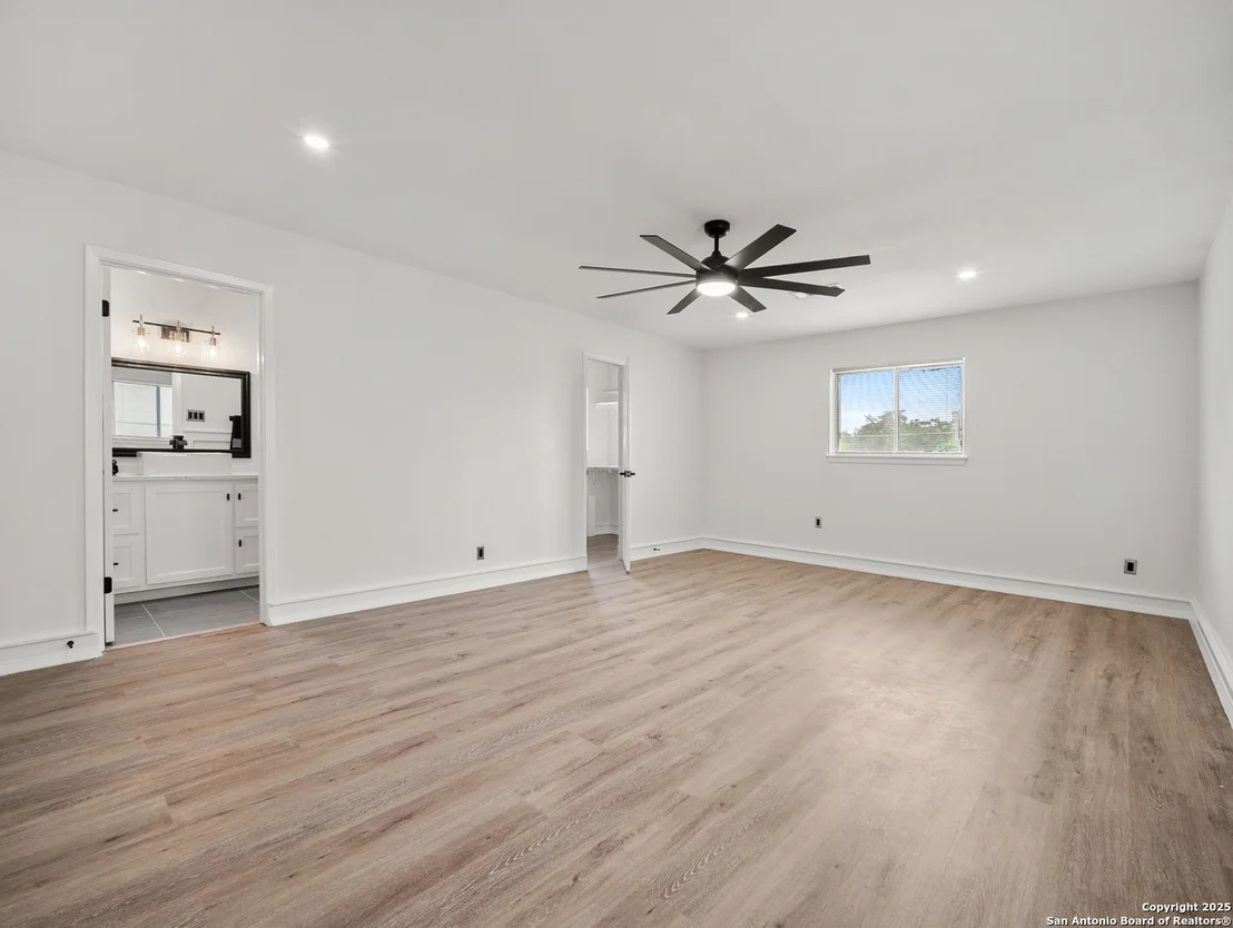 Photo of 4123 Longvale