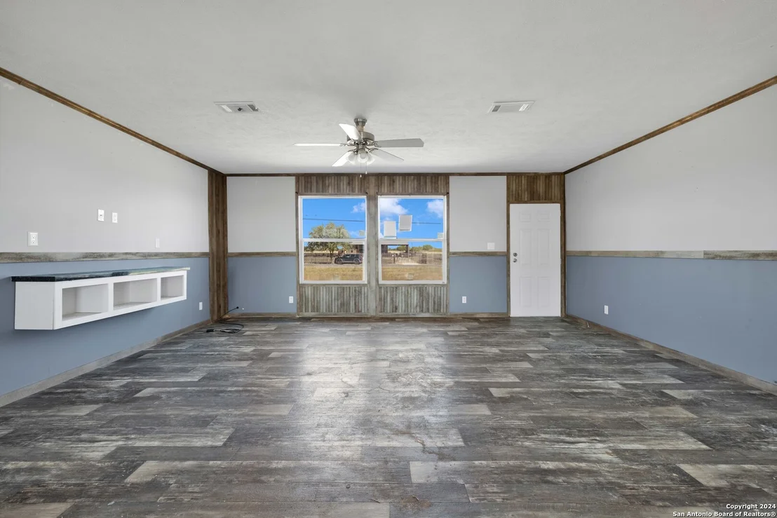 Photo of 176 COUNTY ROAD 4631