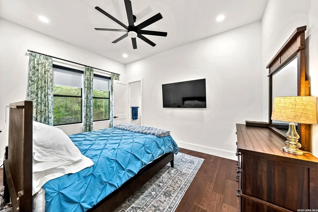 Photo of 721 Timber Bluff