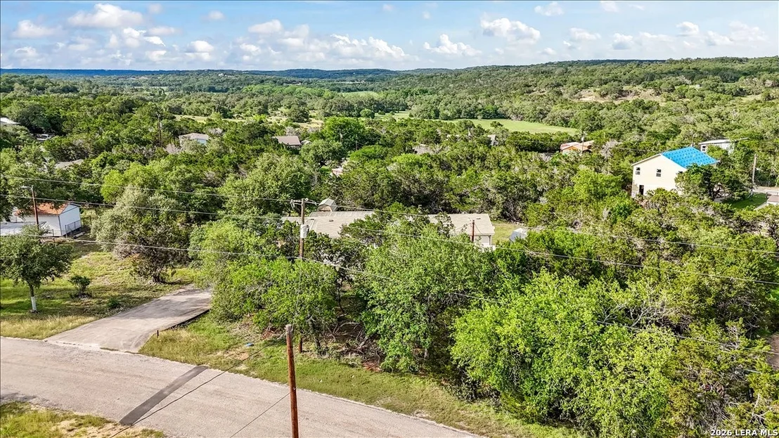 Photo of 611 Hedgestone