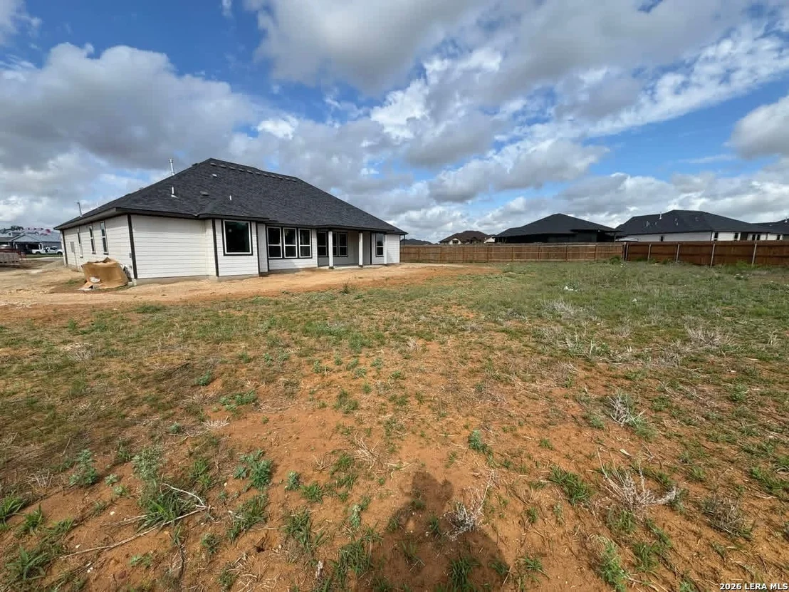 Photo of 1586 Vista View Drive