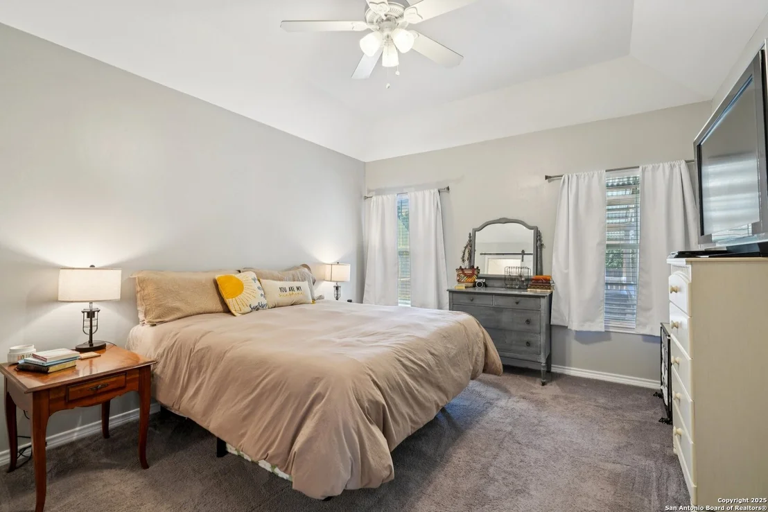 Photo of 636 Skyline Dr