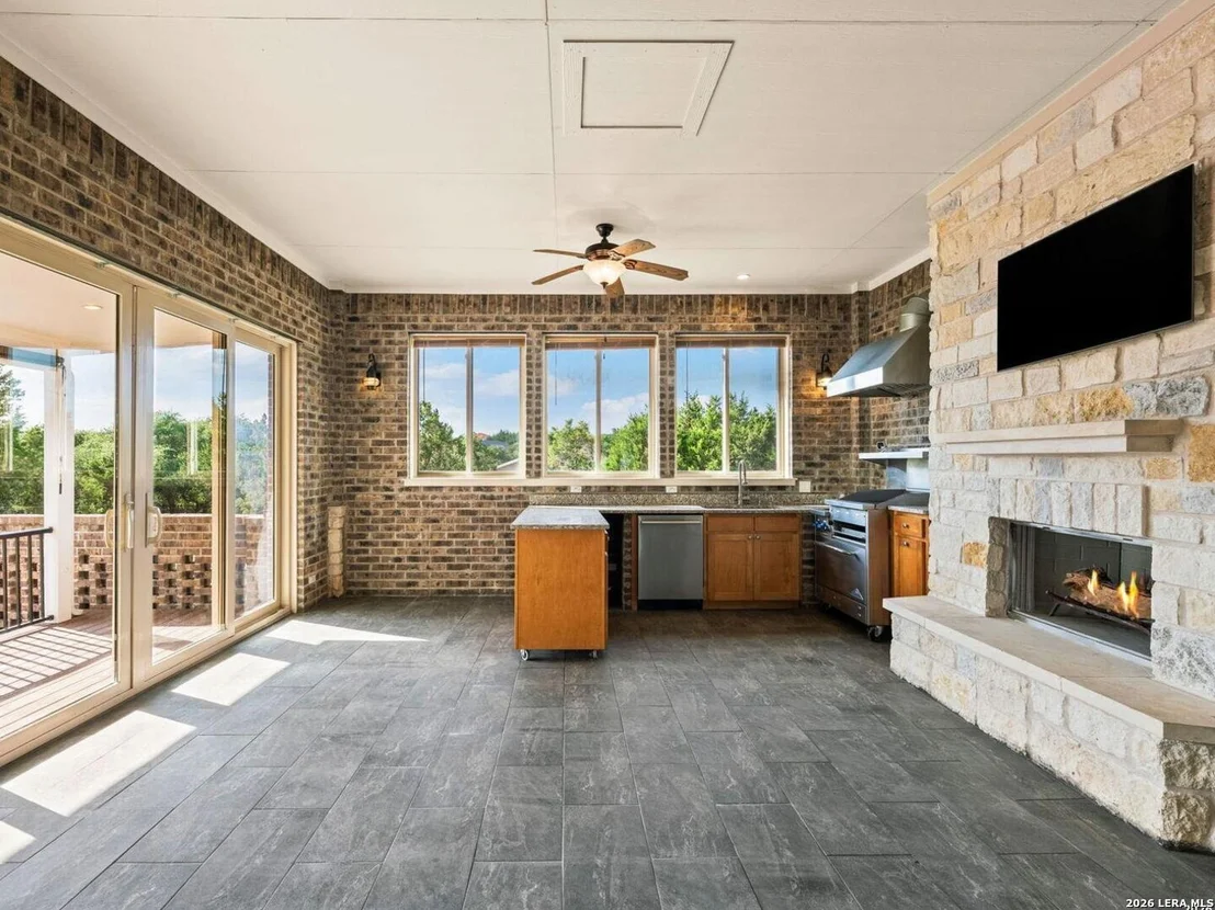 Photo of 2194 RANCH LOOP DR