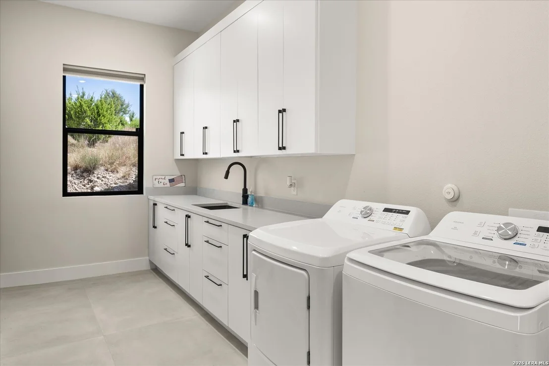 Photo of 330 PRESTON TRL