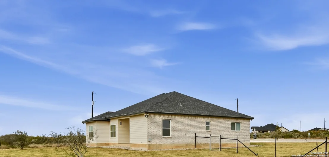 Photo of 59 Legend Hills Rd