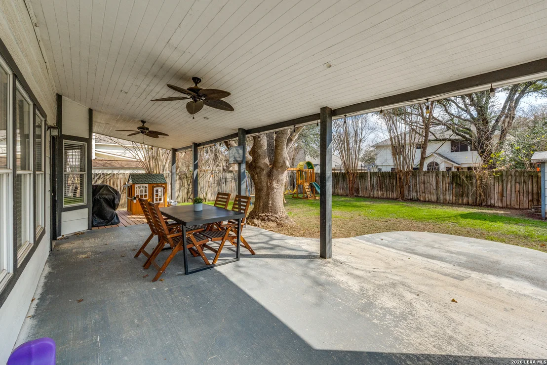 Photo of 1017 Silvertree