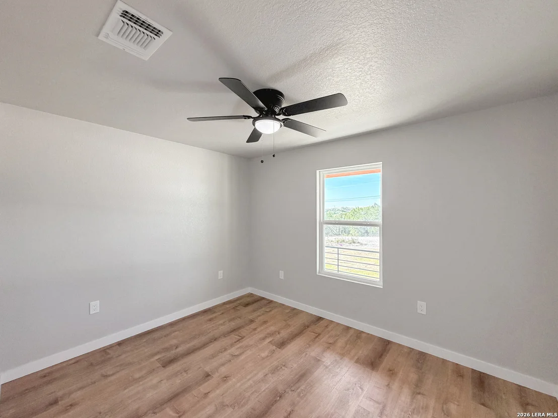Photo of 1155 Southline