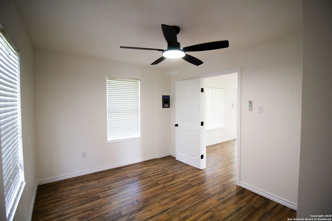 Photo of 2677 Lehman