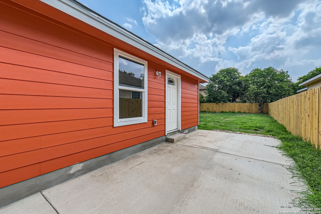 Photo of 8843 TROY DR