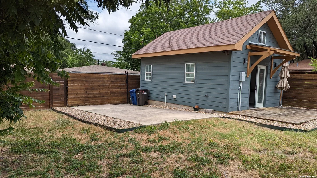 Photo of 64 Vaughan Pl