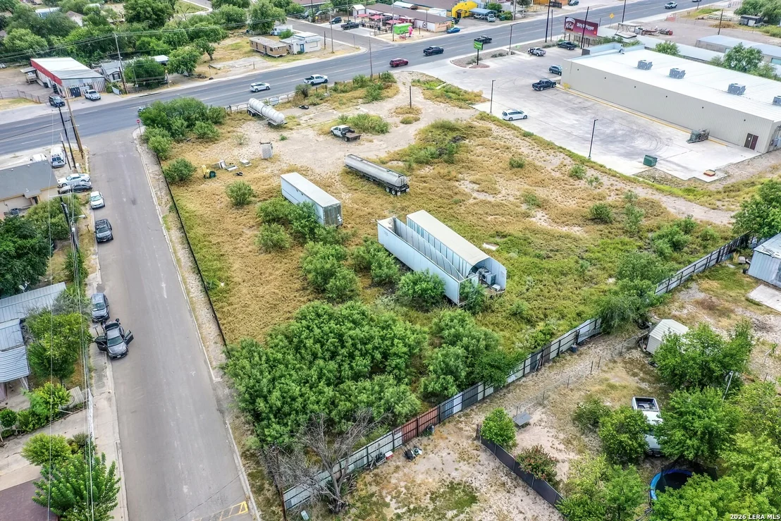 Photo of 2719 DEL RIO BLVD