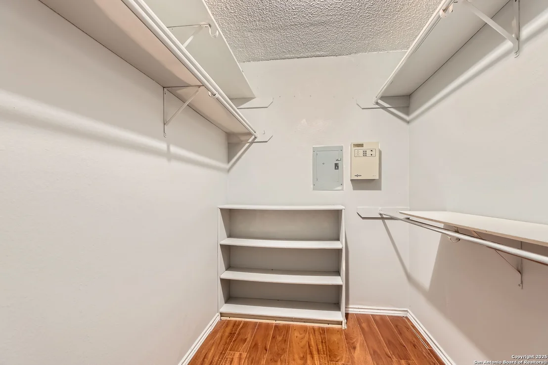 Photo of Unit 68 at 8611 datapoint