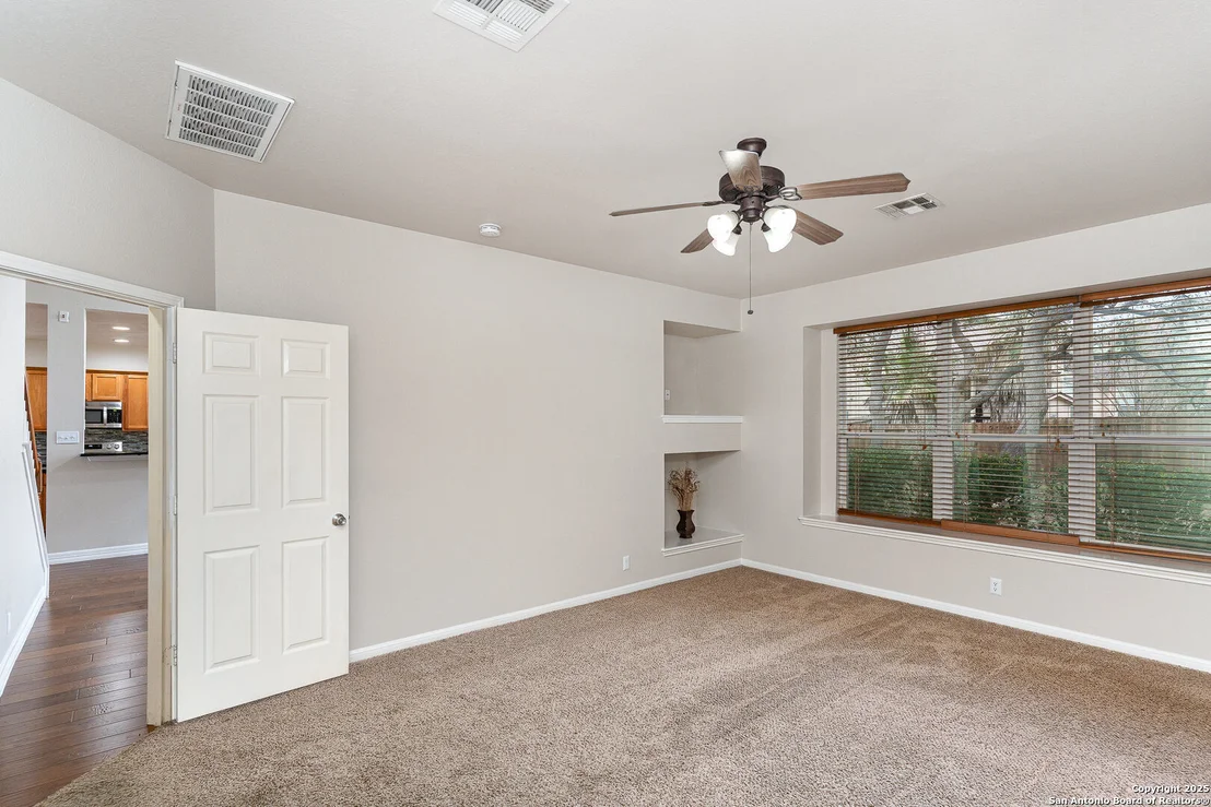 Photo of 14811 Los Lunas Rd