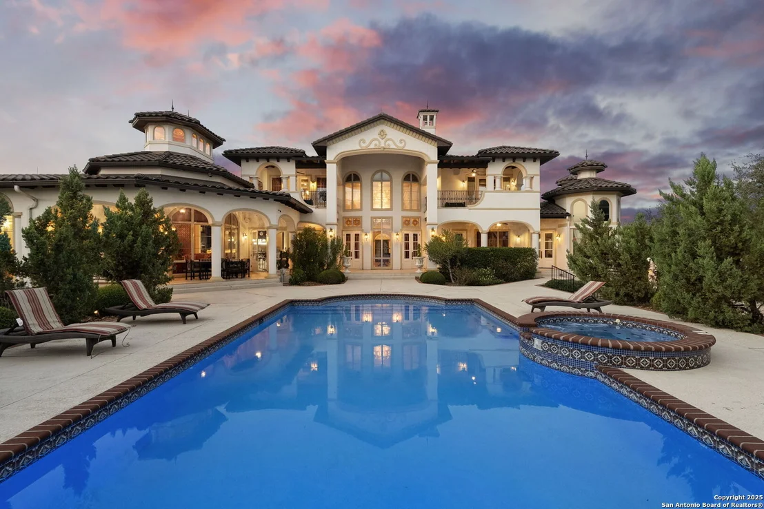 Photo of 1418 Greystone