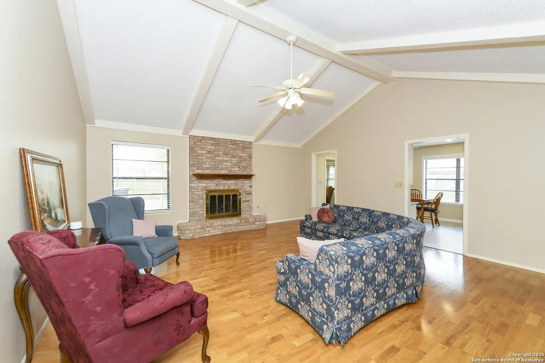 Photo of 1415 Synandra