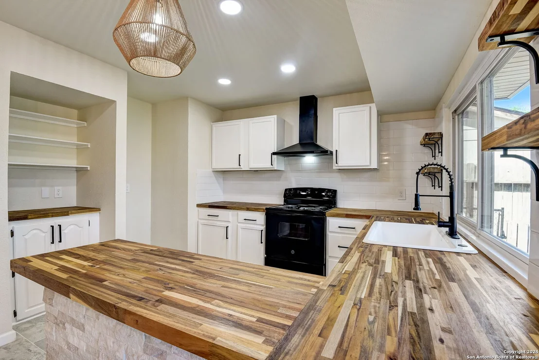Photo of 12047 Wilderness Trail