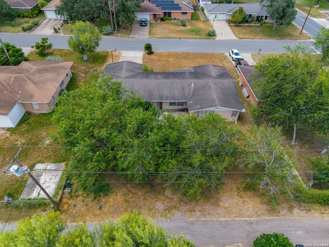 Photo of 1209 W Esperanza Ave.