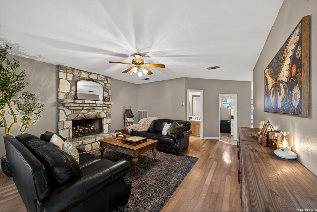 Photo of 2126 PIPESTONE DR
