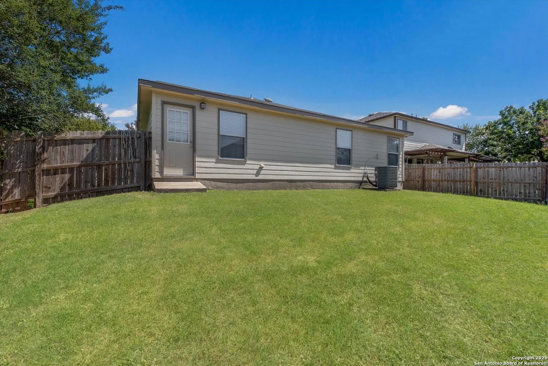 Photo of 328 WILLOW VIEW
