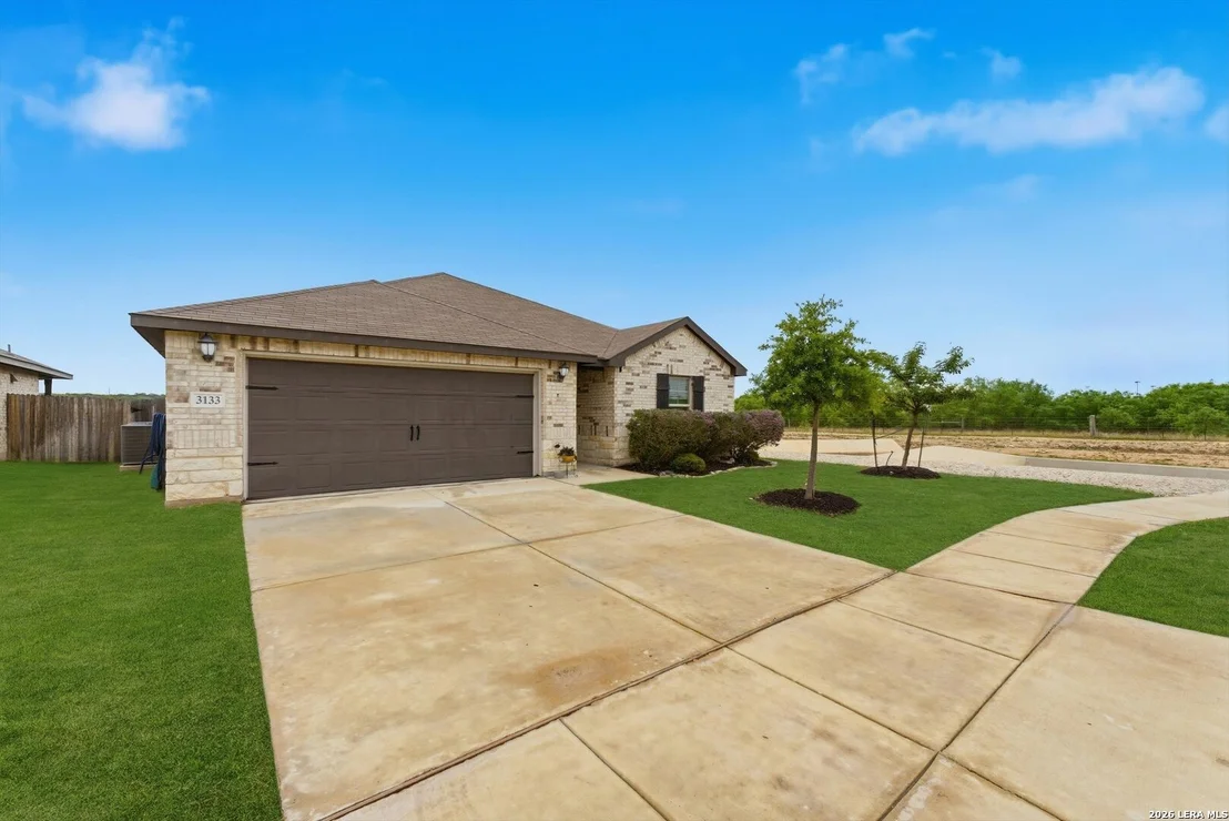 Photo of 3133 Malbac Dr