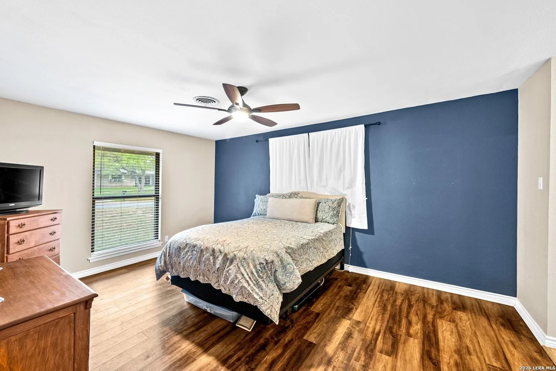Photo of 14307 Oak Shadows Dr