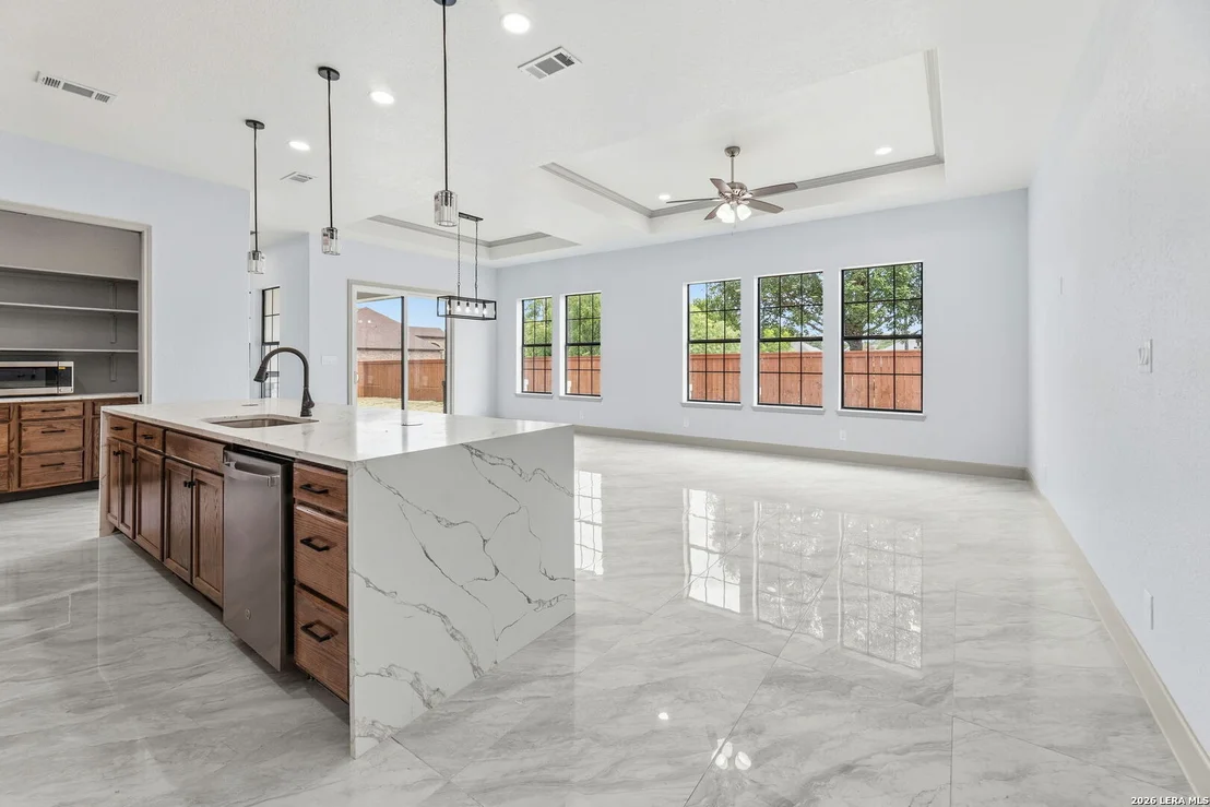 Photo of 8220 Alton Blvd