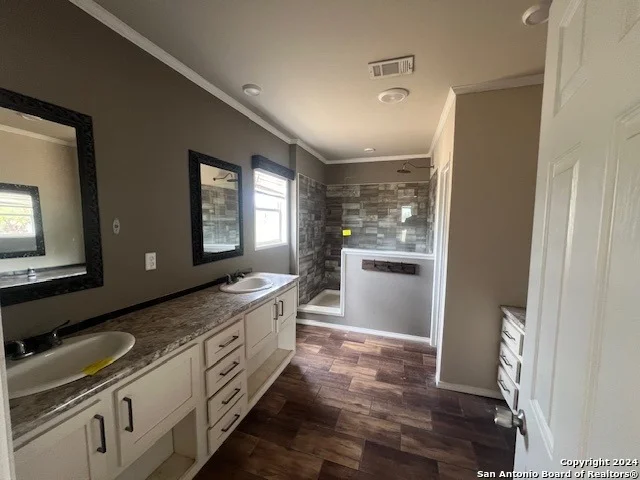 Photo of 157 PR 677