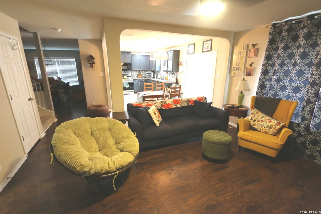 Photo of 11906 Cheney Glen