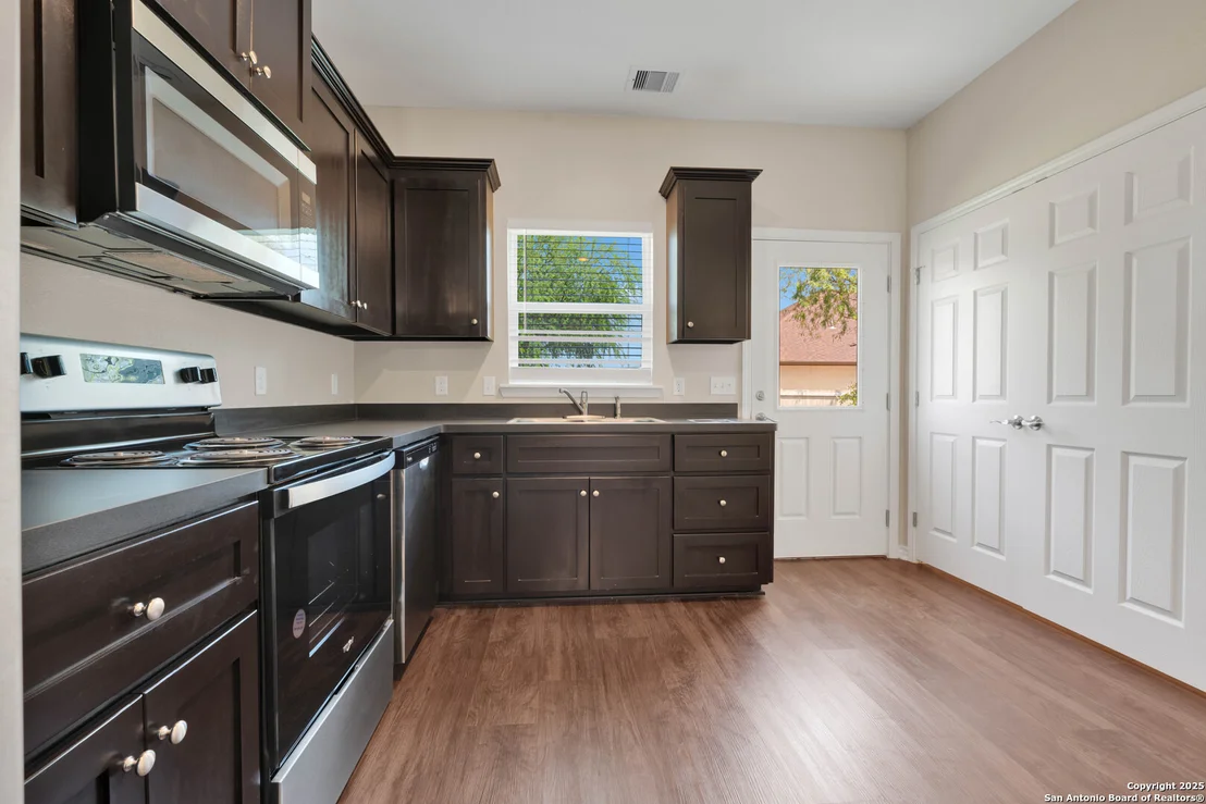 Photo of 311 VILLA ROSA