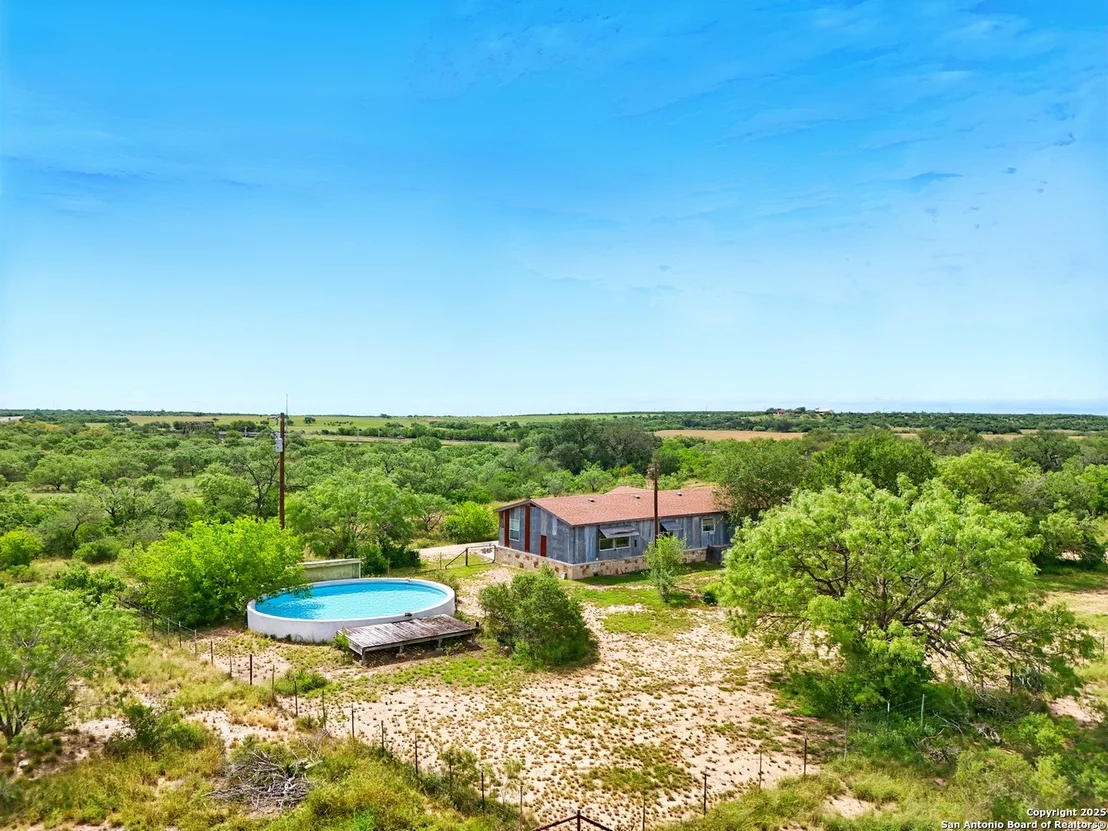Photo of 344 E CR 341