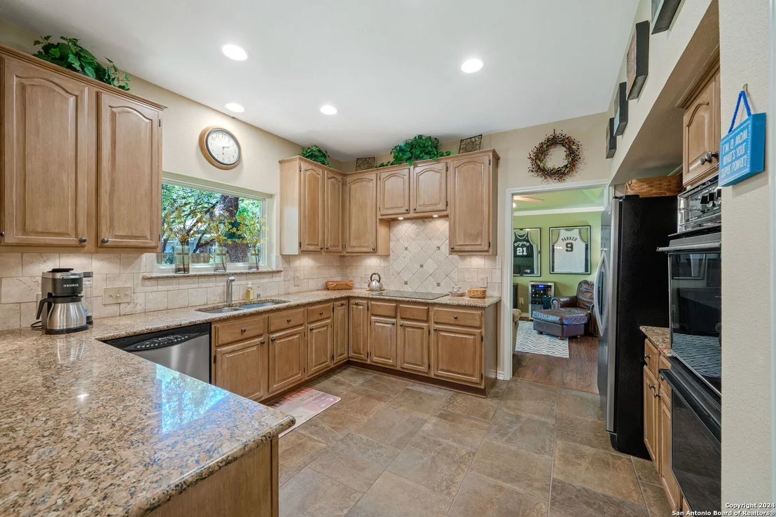 Photo of 2534 RIM OAK
