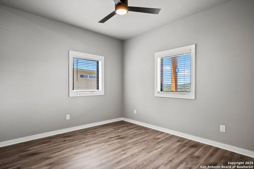 Photo of 1053 Ledge Path