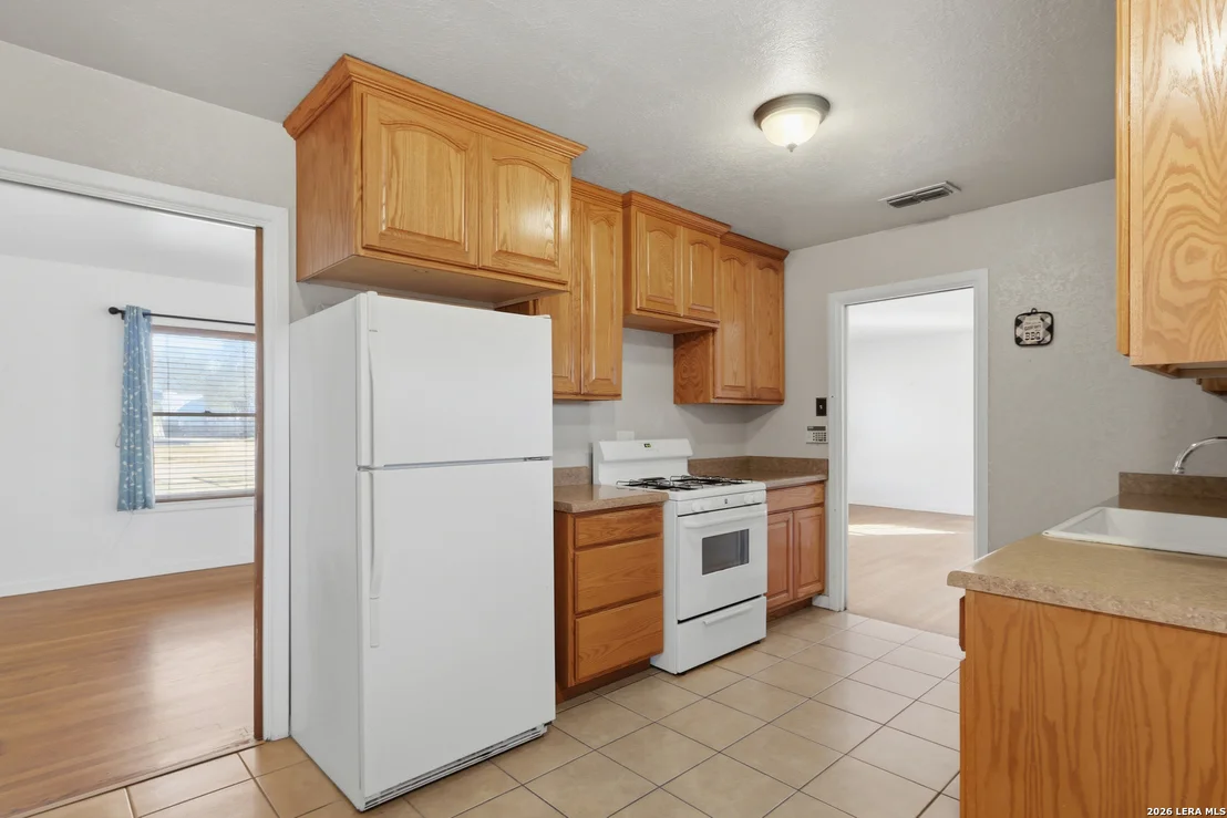 Photo of 346 NASH BLVD