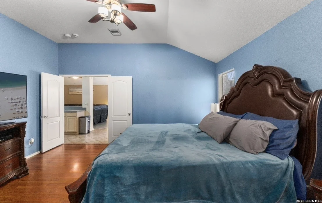 Photo of 1427 Kingsbridge