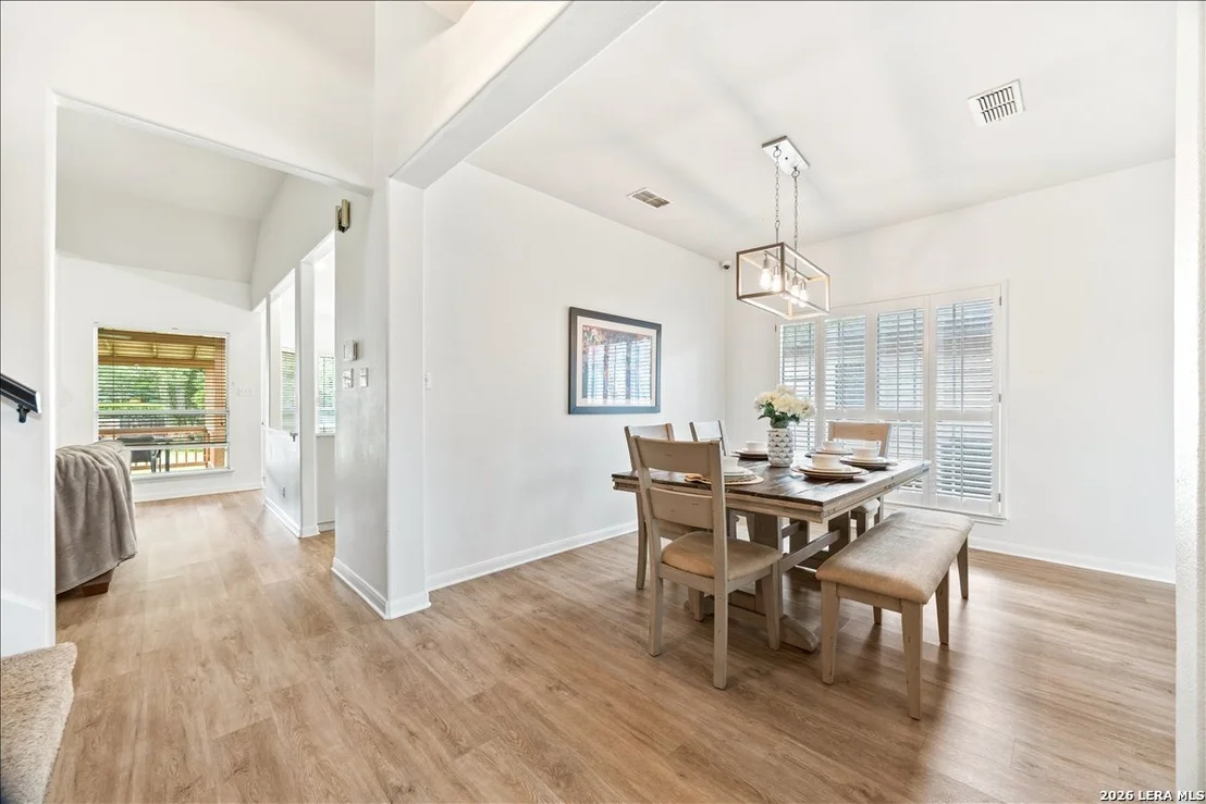 Photo of 18306 Edwards Oaks