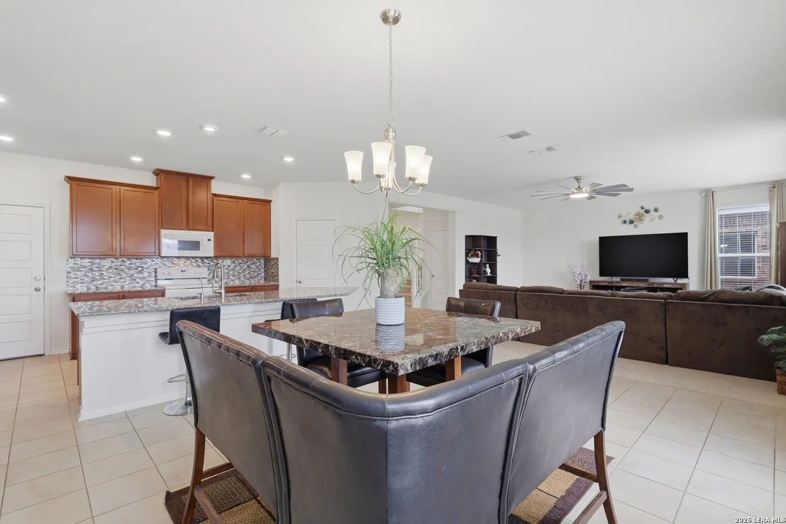 Photo of 318 COLONIAL BLF
