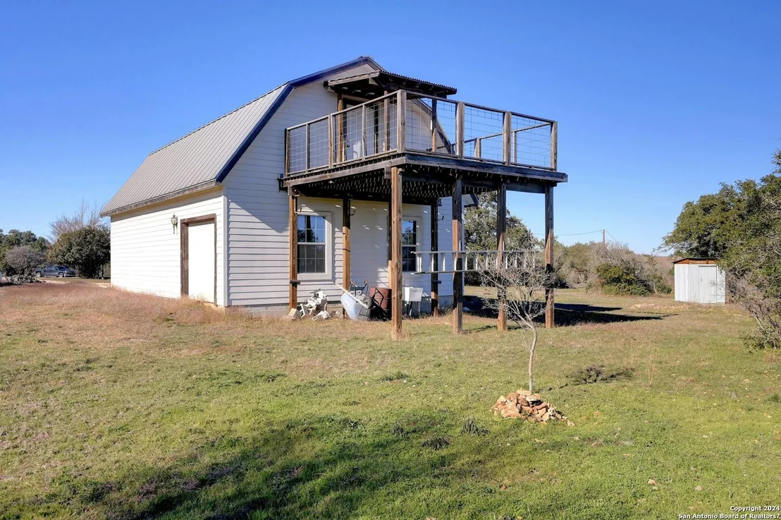 Photo of 1061 Cascade Trail