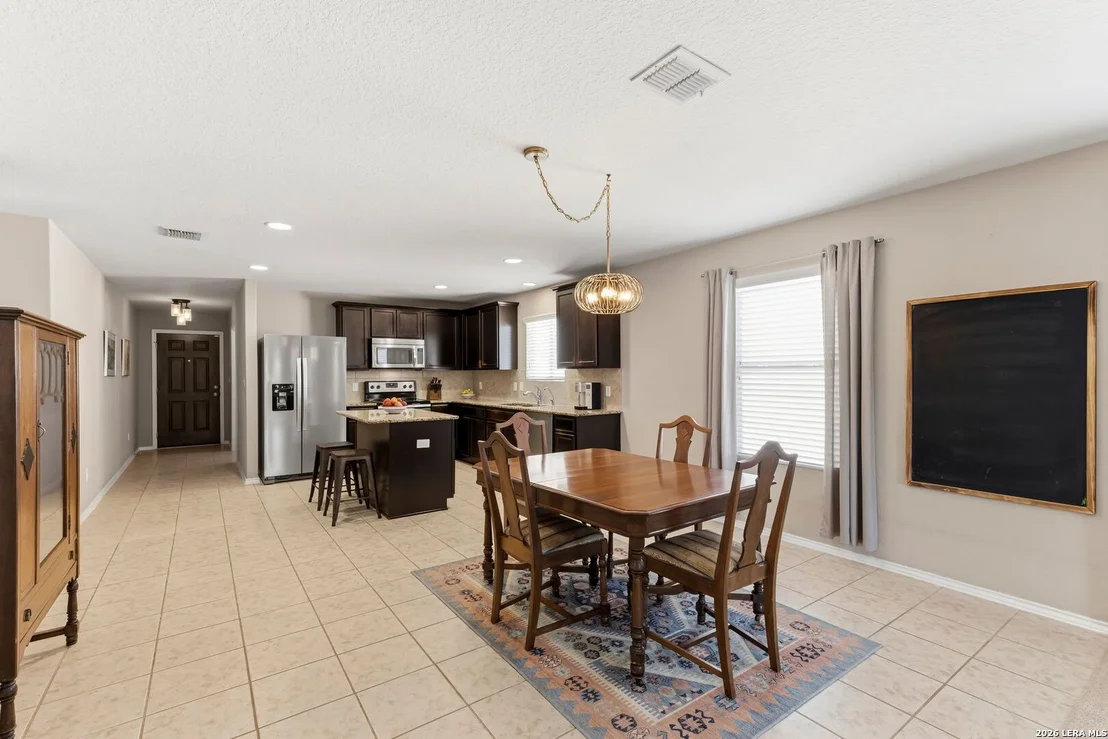 Photo of 24266 Invitation Oak