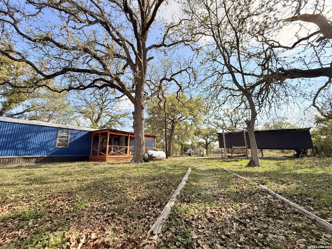 Photo of 721 Oak Dr