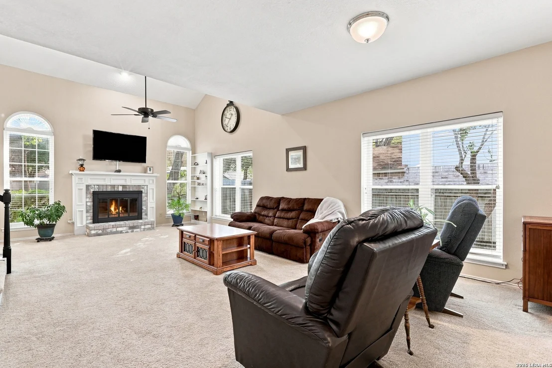 Photo of 15235 Spring Cor