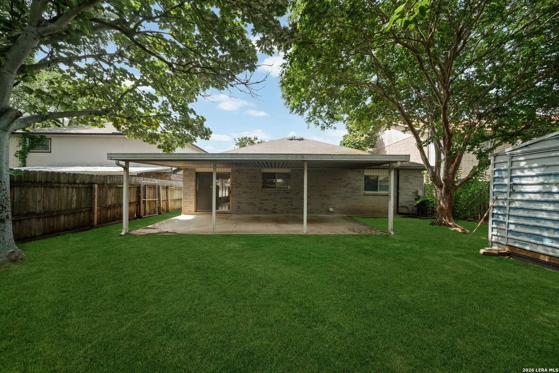 Photo of 916 ABERCORN