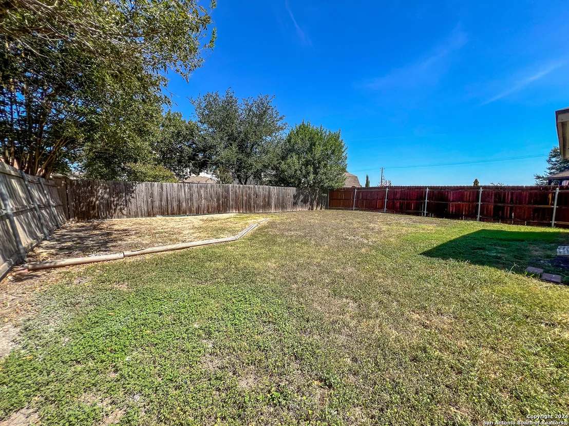 Photo of 224 EAGLE PASS DR